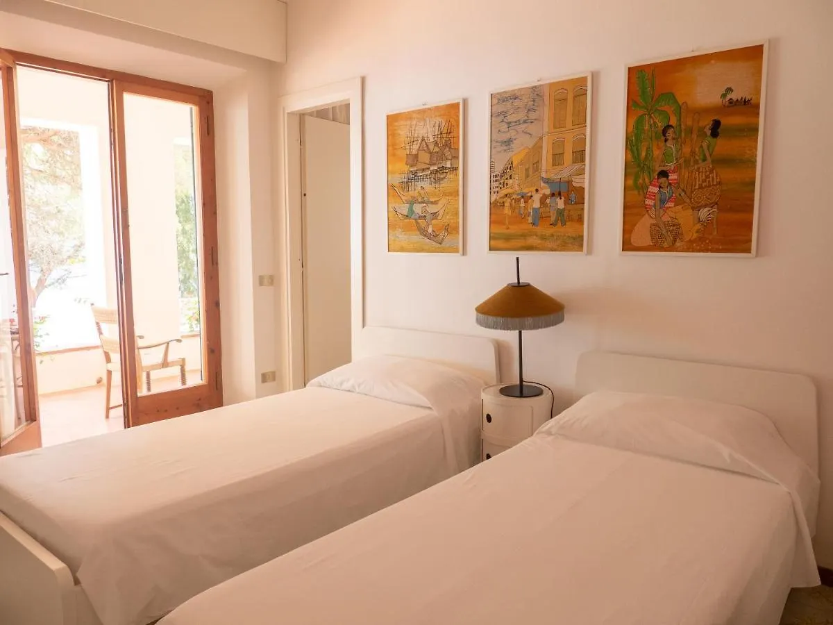 Villa Lo Schioppo Vista Mare 마르시아나마리나 0*,